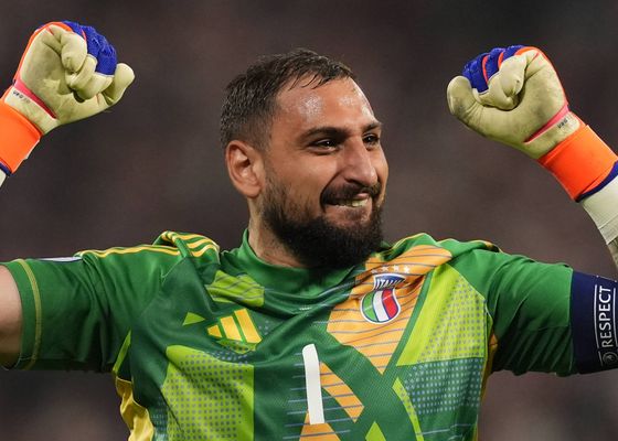 Oficial lo de Donnarumma