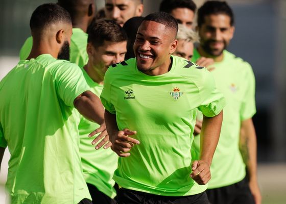 "La ilusión por Vitor Roque está siendo desmedida"