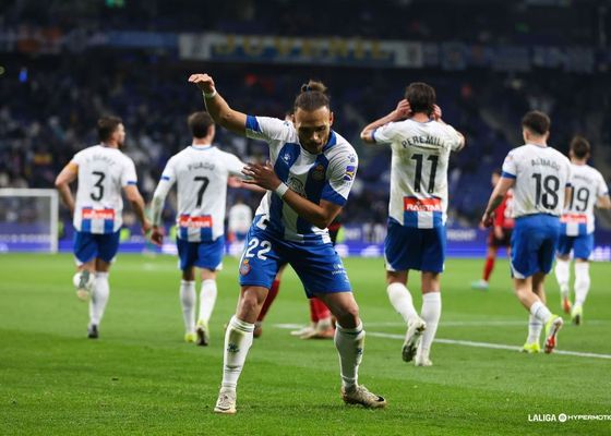 Jornada 26 LaLiga Hypermotion: El Espanyol baila al ritmo de Braithwaite