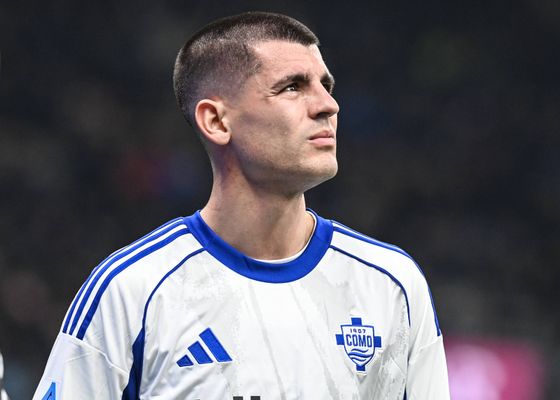 Otro duro golpe para Morata: lesión muscular y derrota por goleada ante el Inter