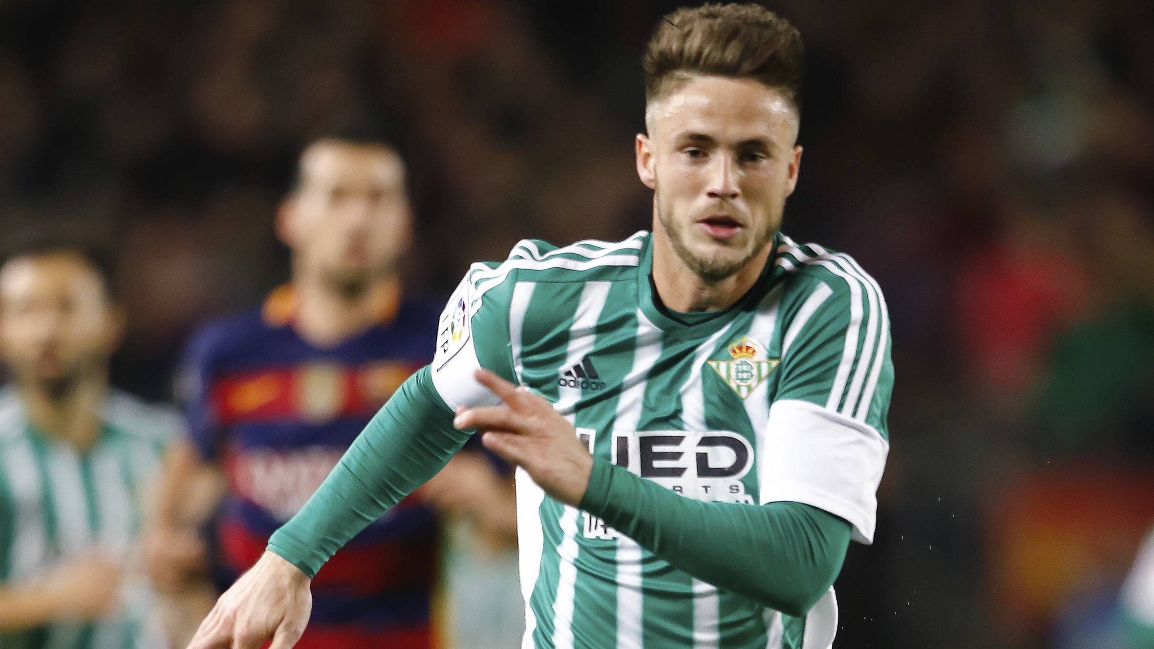 Van Wolfswinkel pasó inadvertido en el Betis, pero "podría haber jugado en el Barcelona"