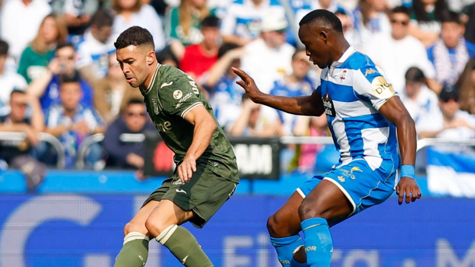 Escándalo entre Deportivo de La Coruña y Leganés en LaLiga Hypermotion: "Apártate gordo"