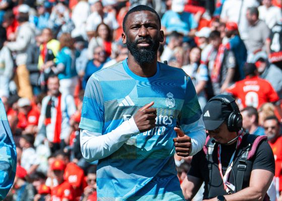 La bronca de Rüdiger a Carreras en el primer gol del Mallorca: "Eh, eres defensor... tienes que apretar más"