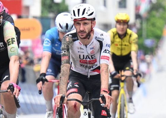 Jonas Vingegaard golpea, Adam Yates se despide y Guillermo Silva hace historia en el Giro de Italia