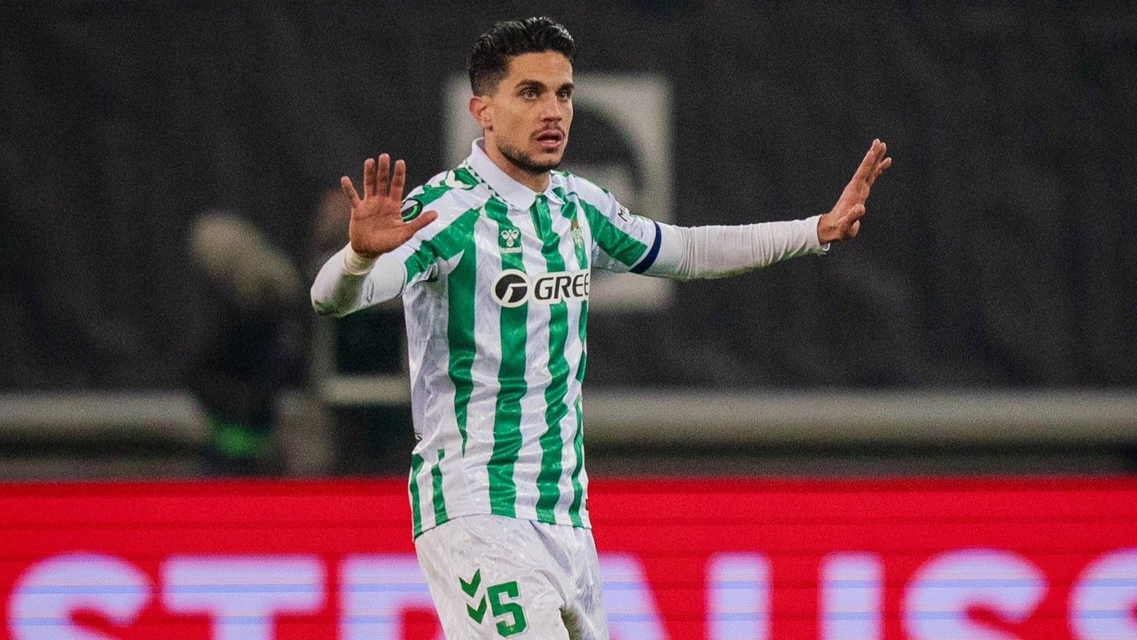 Bartra dispara la ilusión del Betis y del beticismo