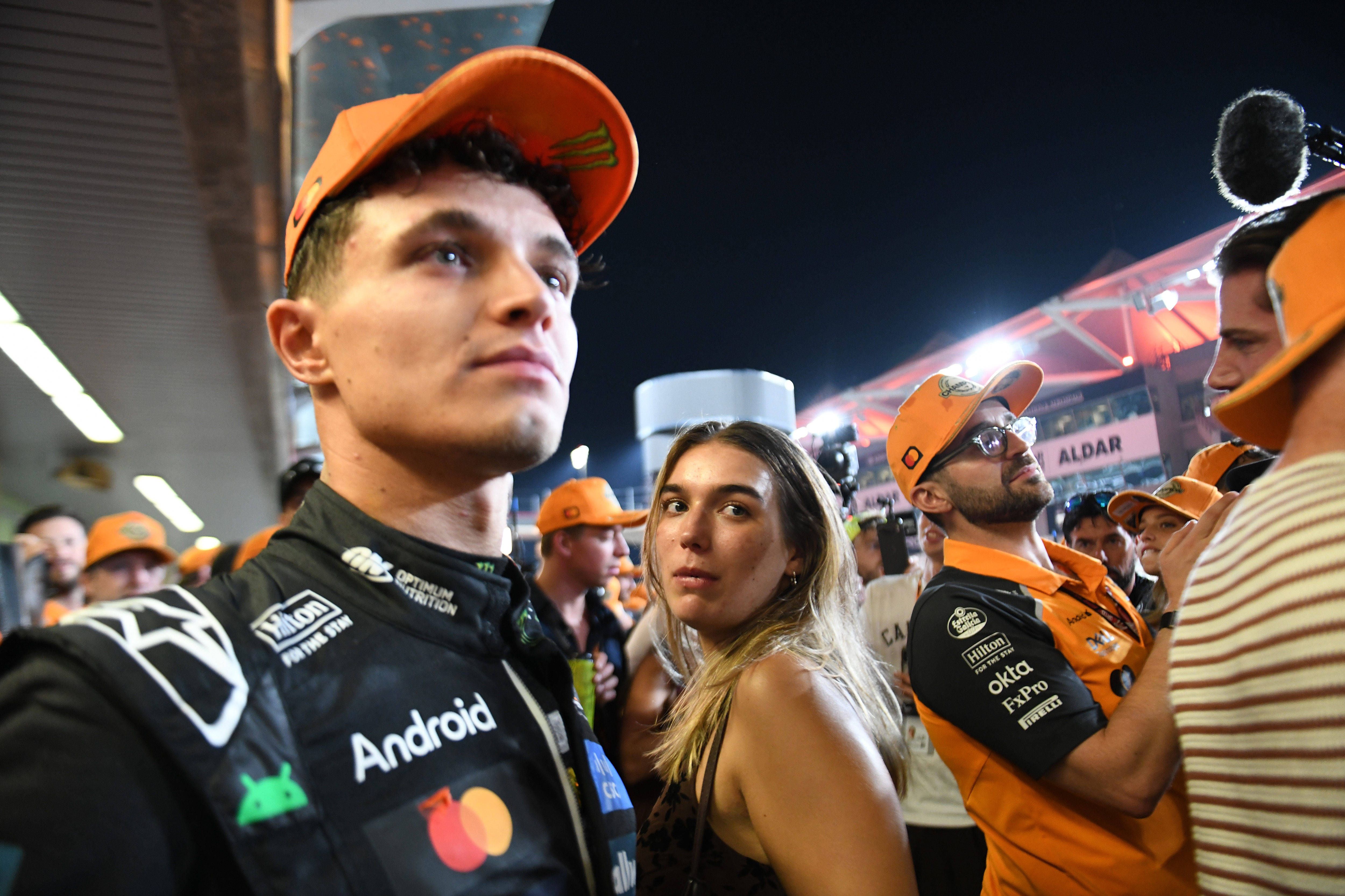 Lando Norris no se corta: ''Estos coches se sienten como un F2, no sé si me gusta''