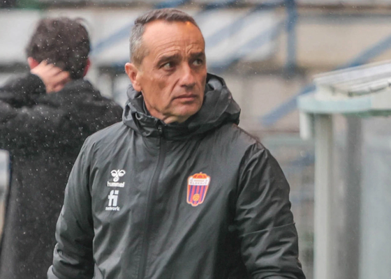 José Luis Oltra sigue dejando vivo al Eldense en Segunda