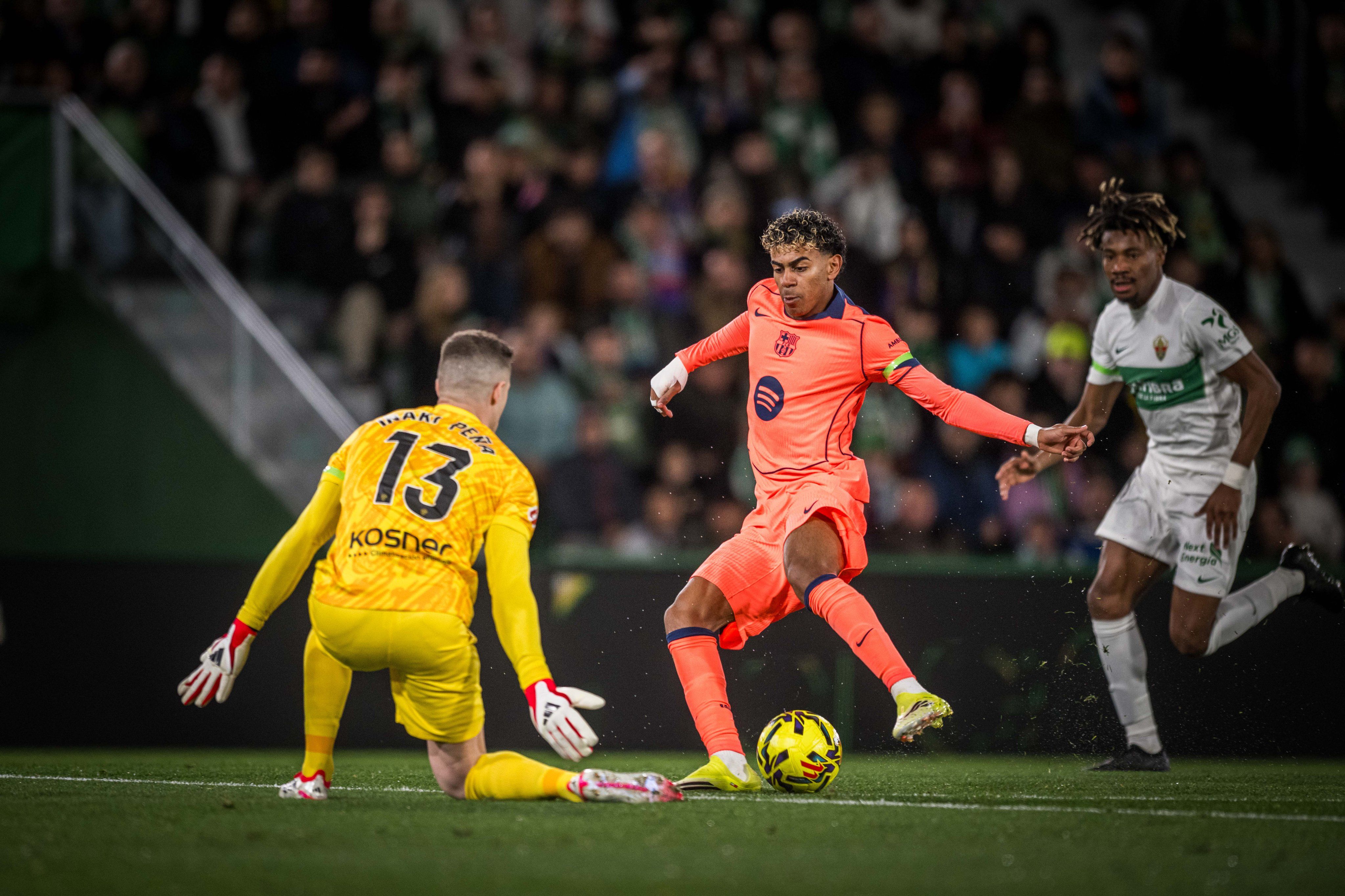 Elche 1-3 Barcelona: Lamine Yamal mantiene a los azulgranas líderes de LaLiga