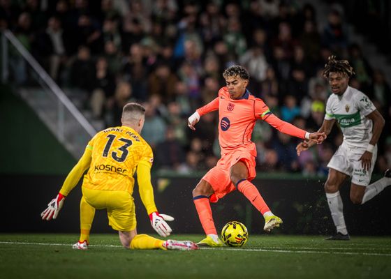 Elche 1-3 Barcelona: Lamine Yamal mantiene a los azulgranas líderes de LaLiga