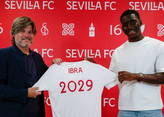 El Sevilla sigue blindando a la generación del futuro: la ronda de renovaciones continúa con Ibra Sow 
