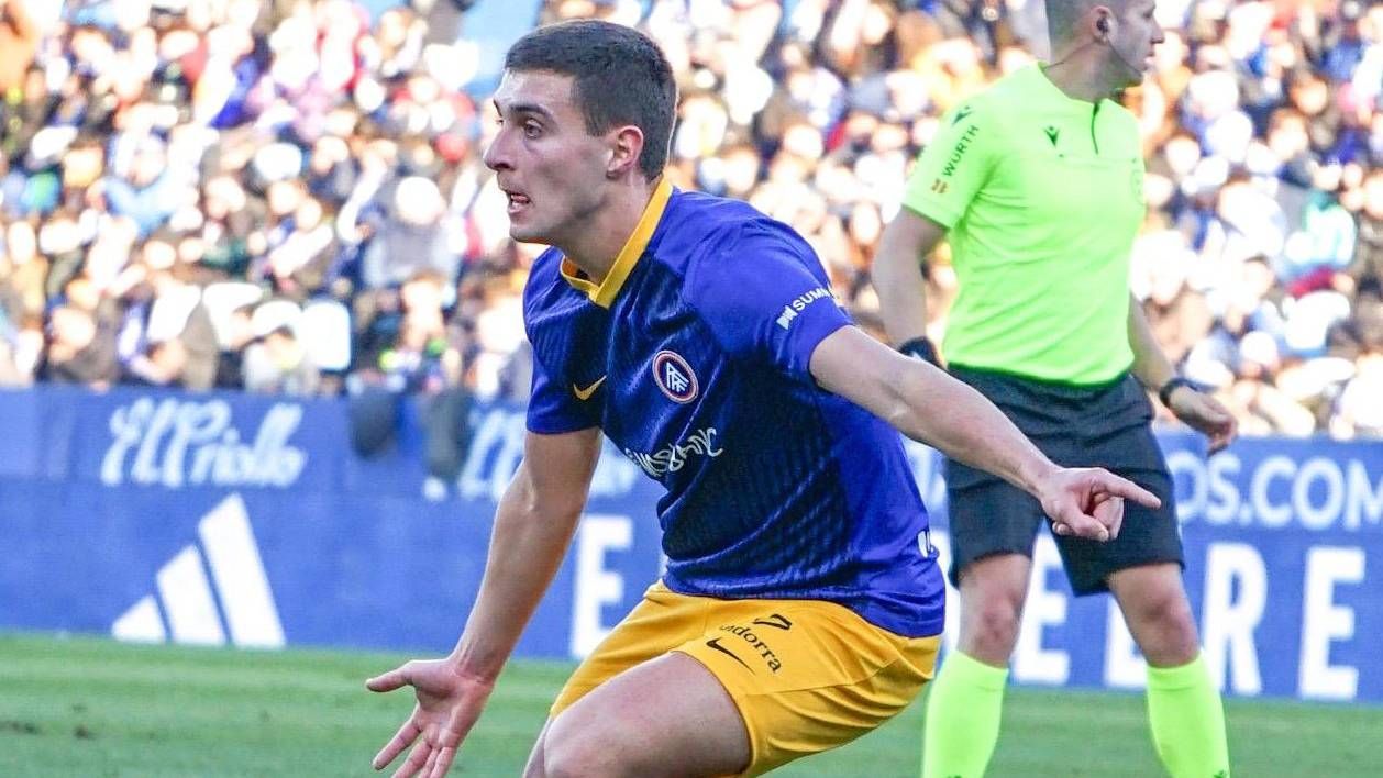 El Andorra sigue K.O. pese a Karrikaburu y Piqué le da un tirón de orejas