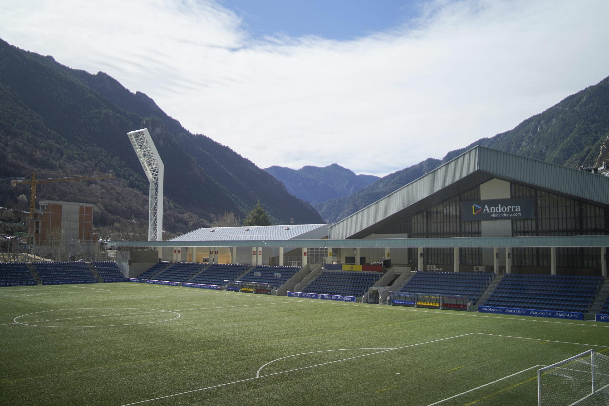 Cómo y dónde ver por TV y online el Andorra - Granada: fecha, horario y canales
