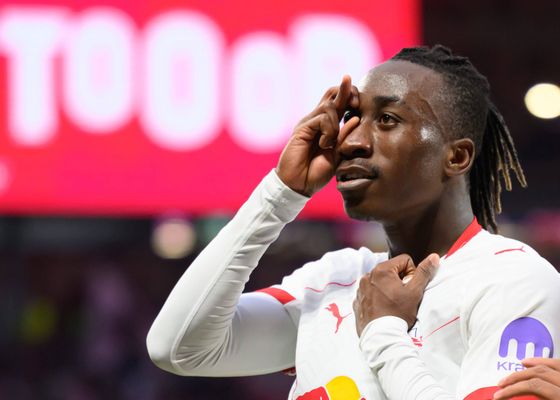 El Manchester City prepara un traspaso histórico por Yan Diomande
