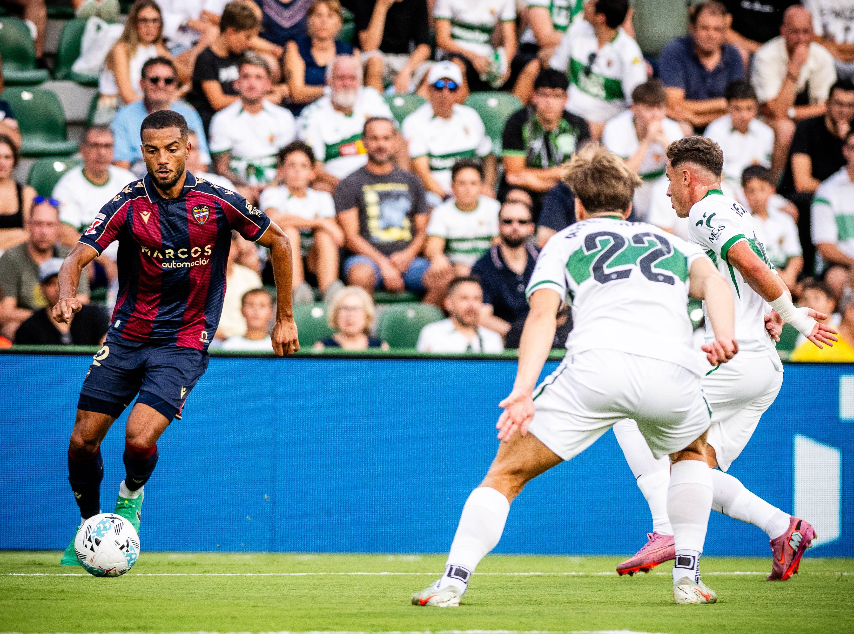 Levante - Elche: horario, canal y dónde ver hoy en TV la jornada 21 de LaLiga