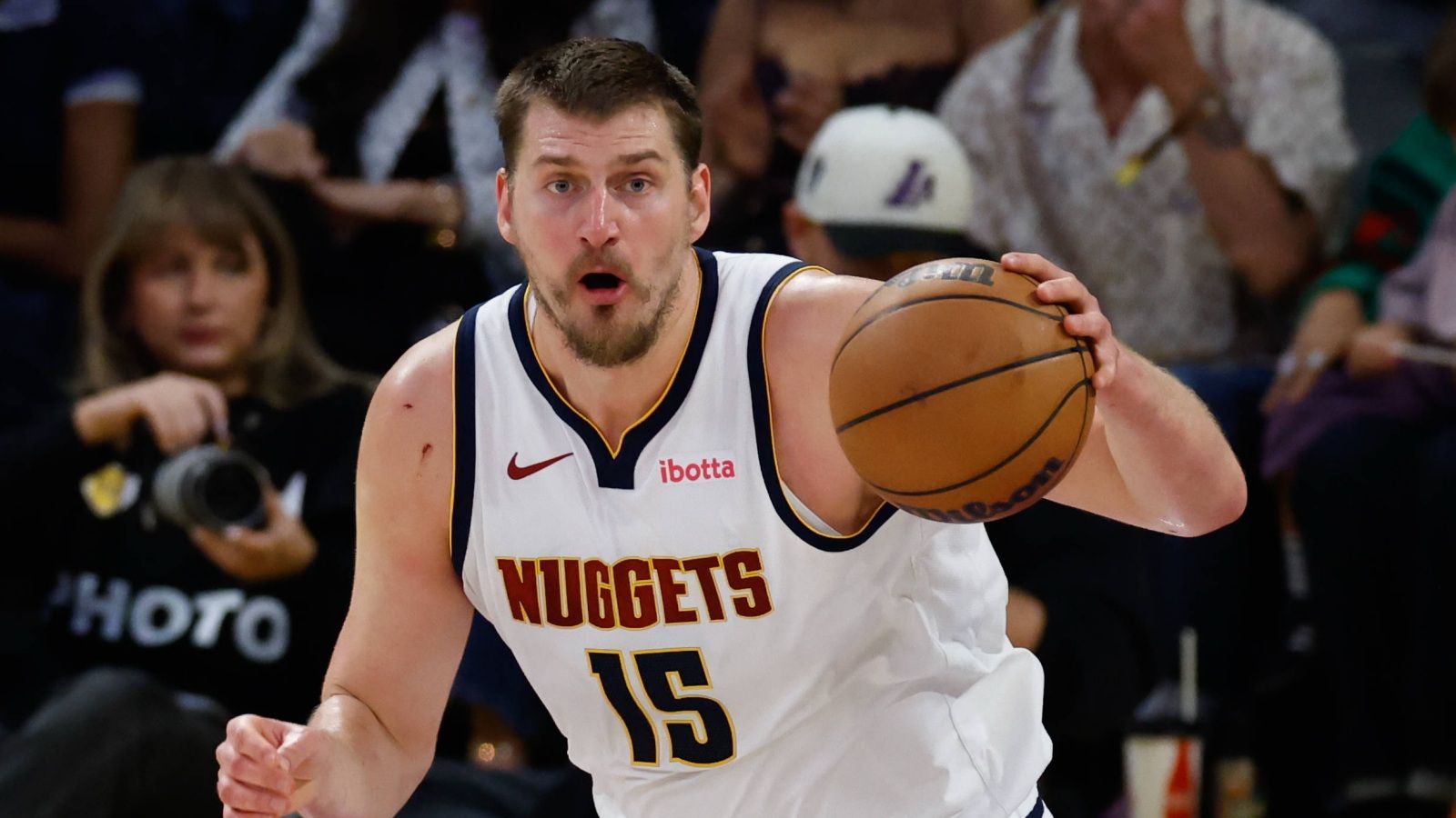 Nikola Jokic dice adiós en medio de la bacanal de los Knicks