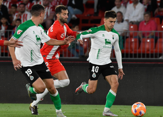 Almería - Racing de Santander: Horario, alineaciones, canal y dónde ver en TV el partido de la jornada 4 de LaLiga Hypermotion