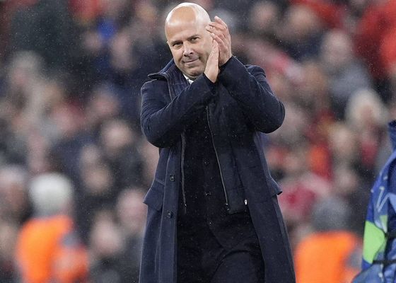Arne Slot: "Ha sido una de las mejores actuaciones de la temporada, podrían haber sido unos cuantos más"