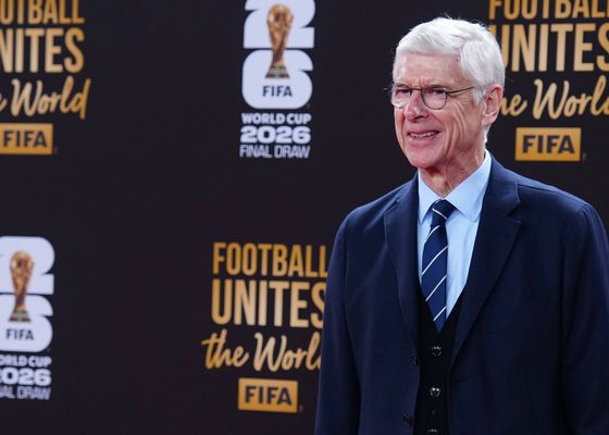 La ‘Ley Wenger’ revoluciona el fútbol: anotado el primer gol en fuera de juego