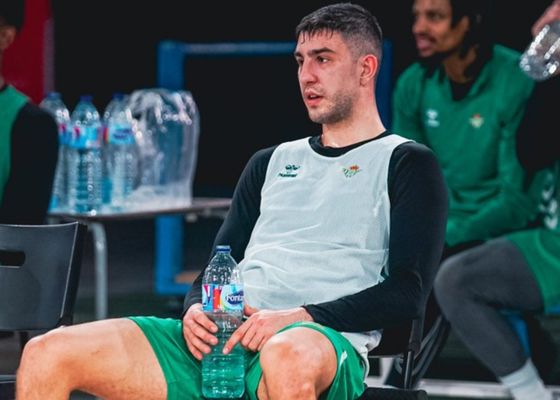 El Betis, obligado a frenar una gran venta