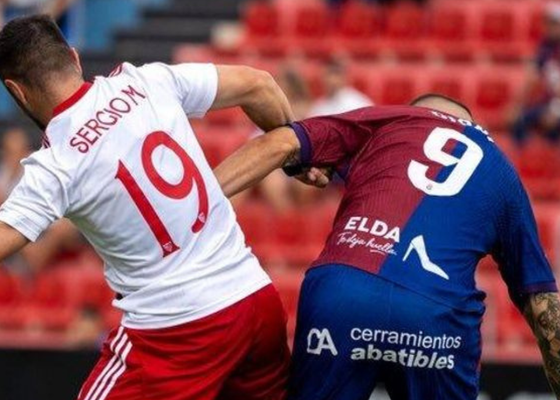 Descendió a Primera Federación y no levanta cabeza