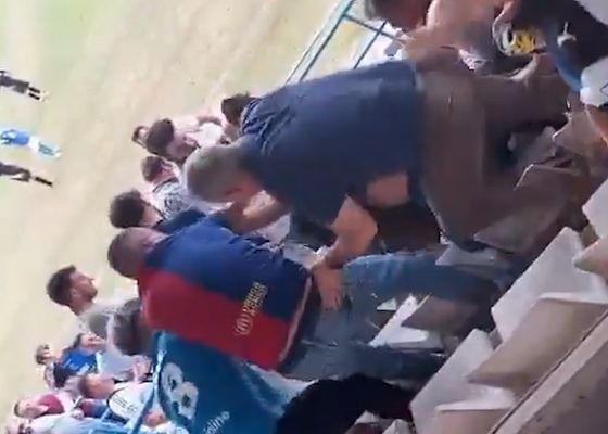 Brutal pelea entre aficionados del Écija y el Loreto