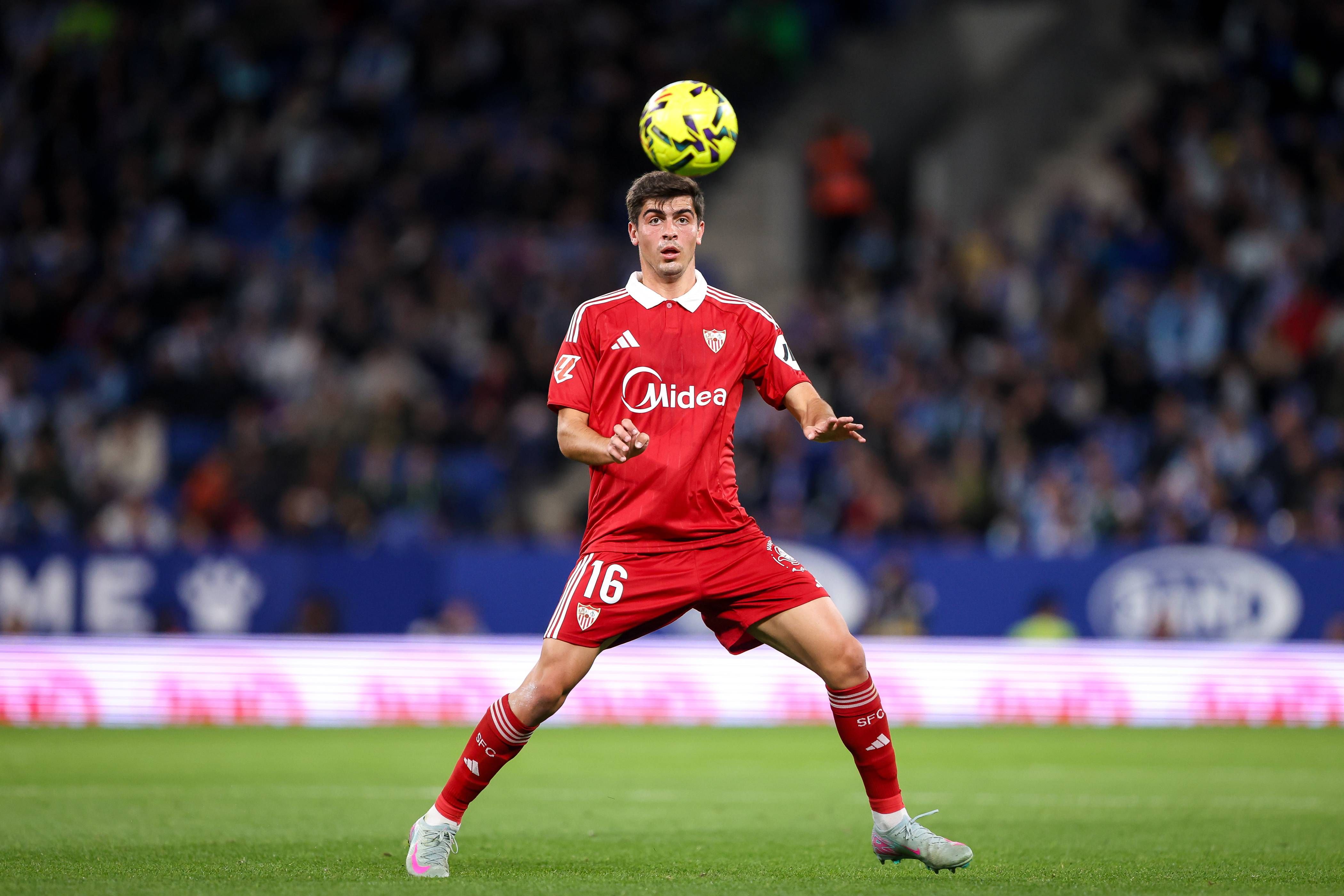 Sobre la venta obligada del Sevilla en enero: "Va a ser Juanlu"