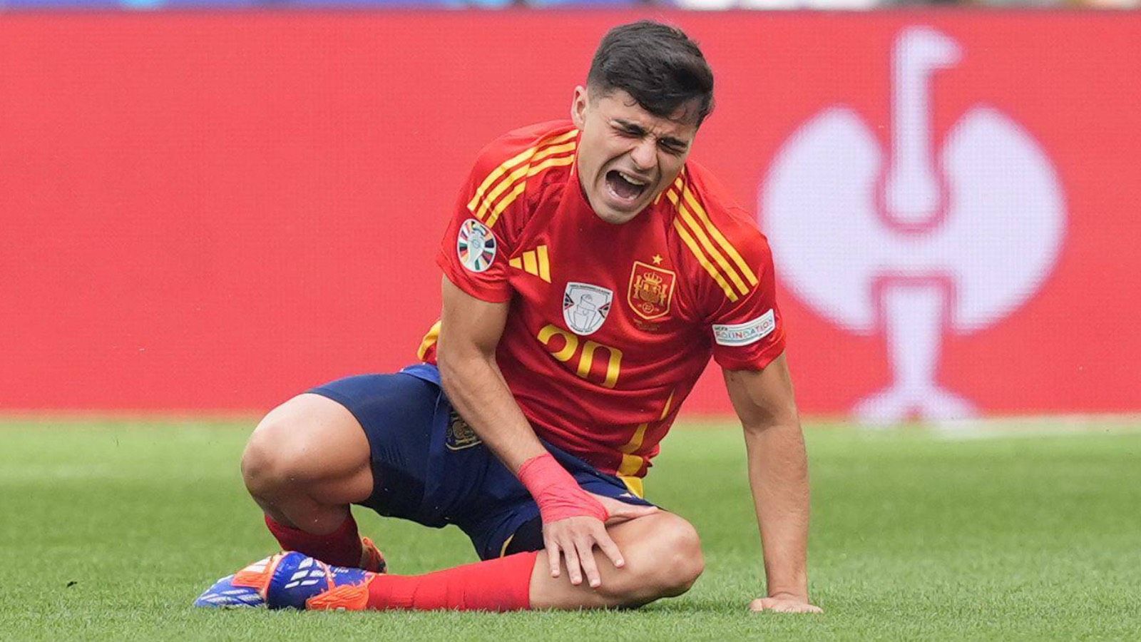 "Pedri es endeble y su carrera pinta mal"