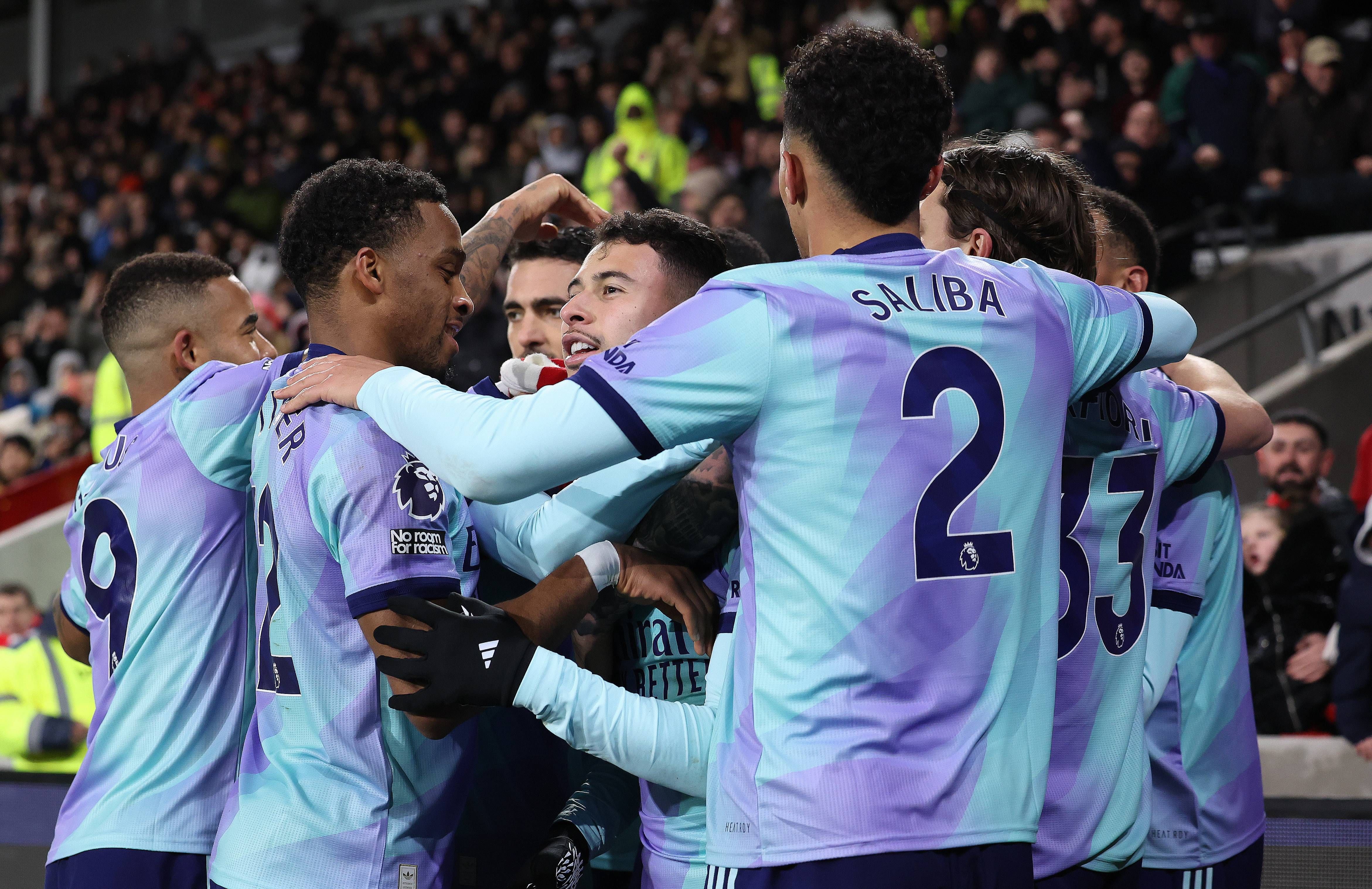 Cuántas Premier League tiene el Arsenal