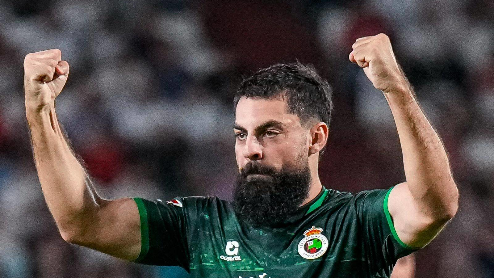 Golpe con el fichaje de Asier Villalibre