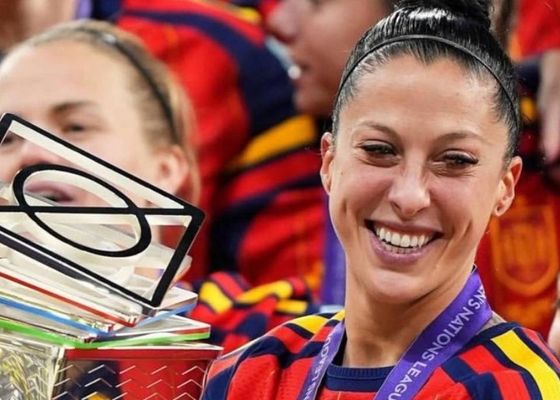 La emoción de Jenni Hermoso al salir de nuevo campeona: "Se me ponen los ojos llorosos"