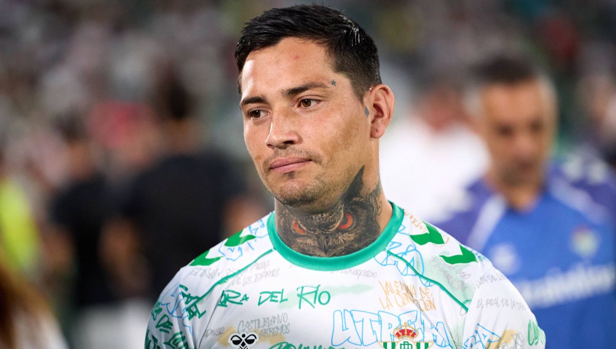 El Chimy Ávila activa su plan B para salir del Betis mientras LaLiga mantiene el bloqueo al Getafe: Boca Juniors ya prepara el regreso a Argentina del rosarino