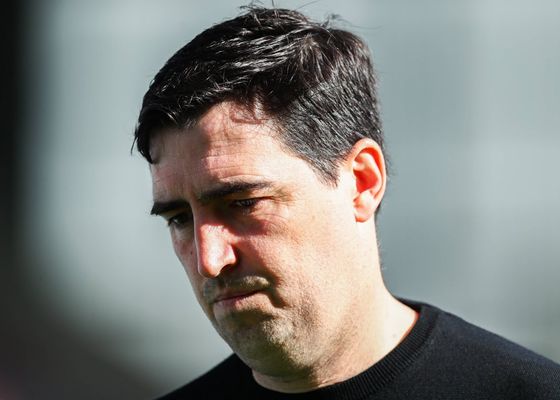 Iraola no cierra la puerta al Athletic Club, aunque admite conversaciones para renovar con el Bournemouth: "Hemos hablado, pero no hay nada nuevo"