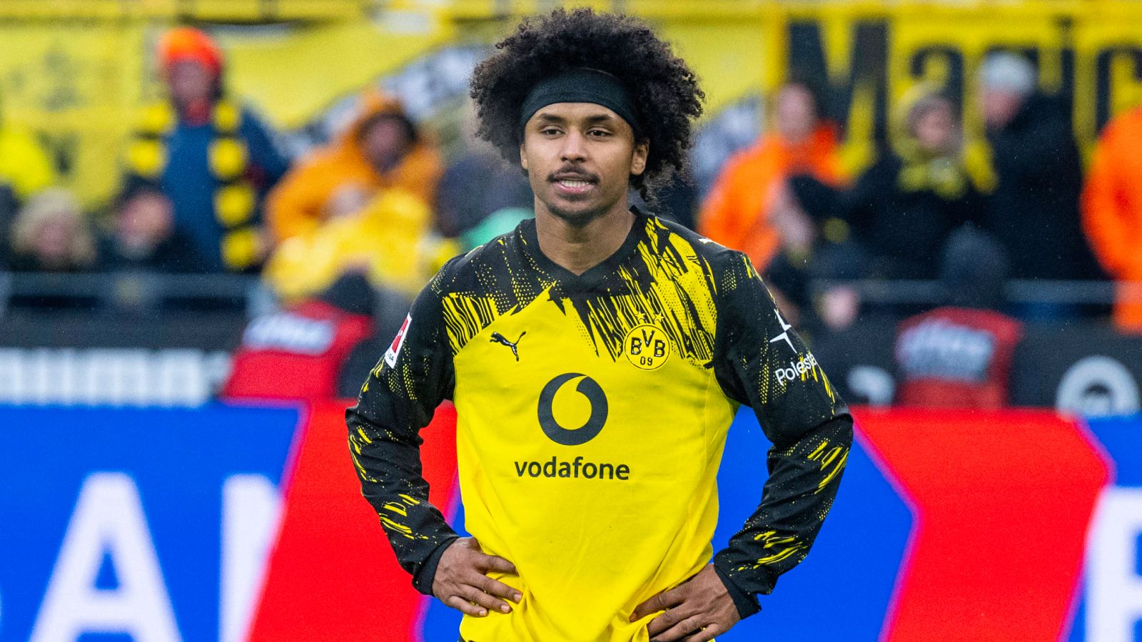 Adeyemi se pone en el mercado: el Dortmund baja su precio y apunta a la Premier