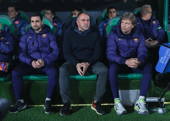 Hansi Flick destaca la falta de efectividad contra el Elche: "Jugamos un partido fantástico, excepto en los últimos metros"
