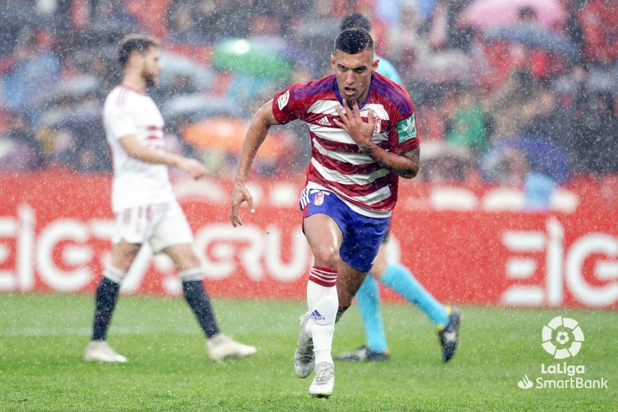 Granada 1-0 Cartagena: Uzuni sigue siendo rey mago 