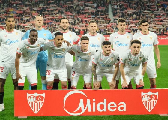 Puntos uno a uno del Sevilla FC ante el FC Barcelona (1-4): Le enseñaron lo que su único delantero no tuvo