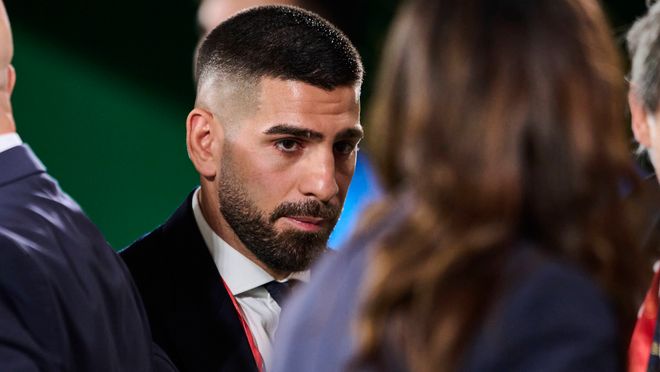 Ilia Topuria sube la tensión y se pelea con Hokit: "Tuvo suerte que había tantos de la seguridad"