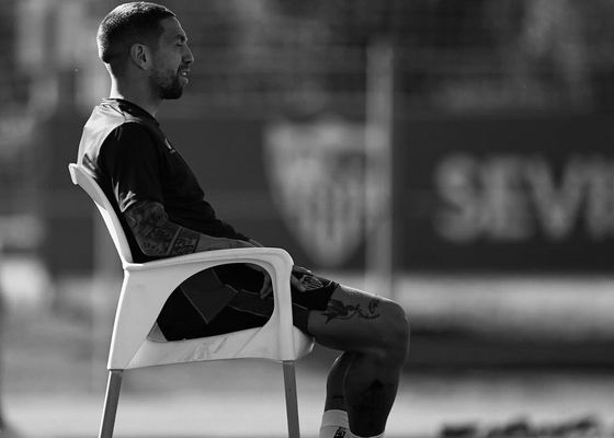 Volver, volverán pronto, pero... Otra traba para el Sevilla y Sampaoli: el Papu, un mes K.O.