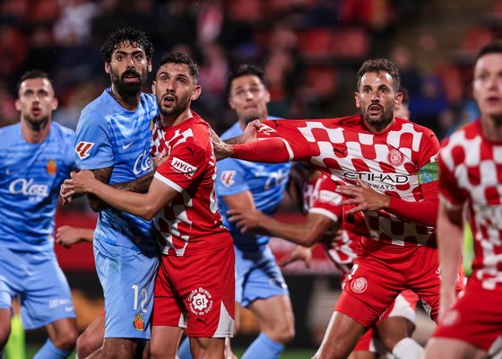 Girona - Mallorca: alineaciones confirmadas, horario y donde ver hoy en tv el partido de la Liga Ea Sports