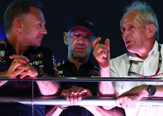 Helmut Marko señala un grave error de Adrian Newey en Aston Martin