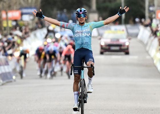 Tejada gana en la París-Niza, Vingegaard sobrevive y adiós a la gran perla del ciclismo español