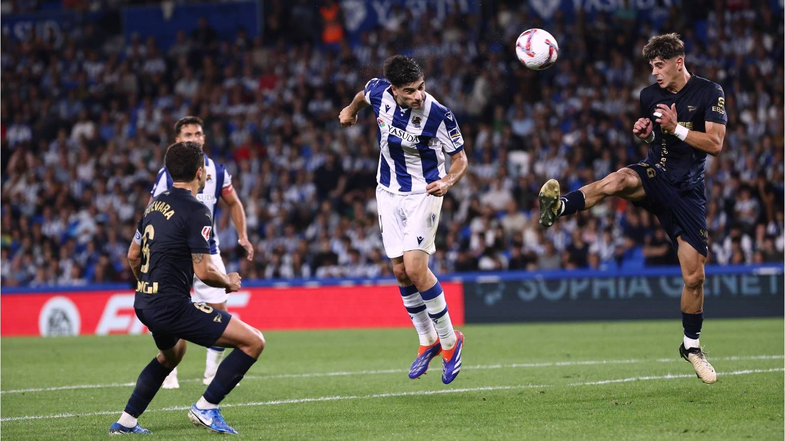 Alavés - Real Sociedad: horario, canal y dónde ver hoy en TV el partido de la jornada 33 de LaLiga EA Sports