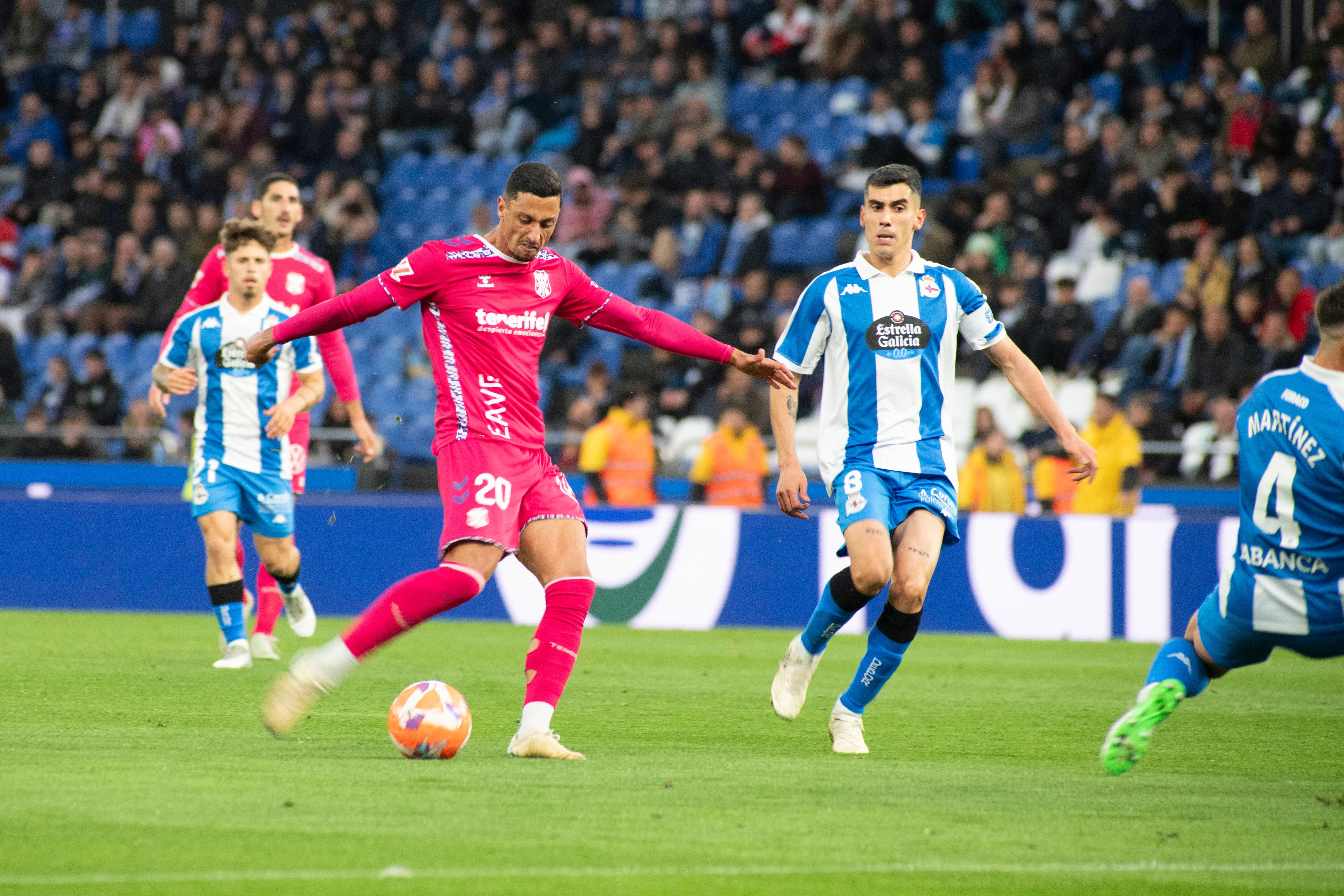 Cádiz, Deportivo, Racing de Ferrol y Sporting de Gijón sorprenden