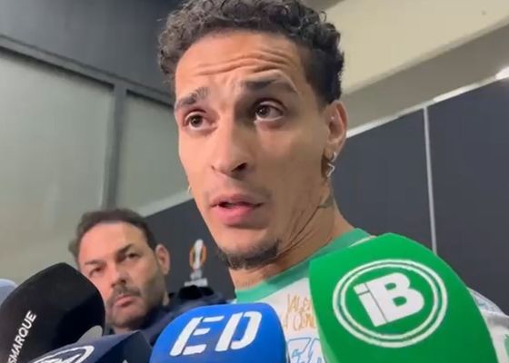 Antony confía en este Betis: "Mostramos el espíritu, la familia que tenemos y la importancia de jugar con nuestra gente" 