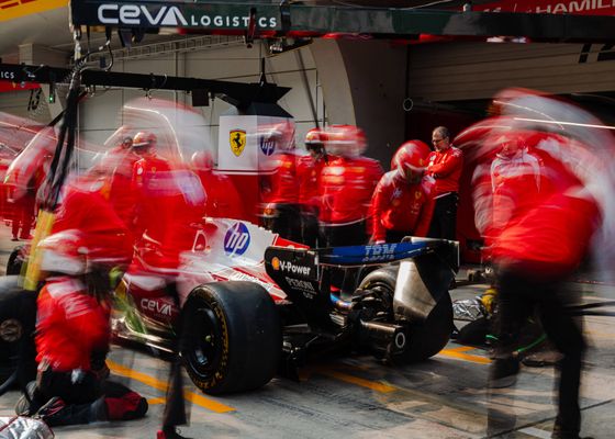 Ferrari presenta en sociedad su nuevo alerón en China