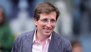 Almeida carga contra la UEFA: "Pensé que nos tocó el Arsenal y nos tocó jugar contra la UEFA"