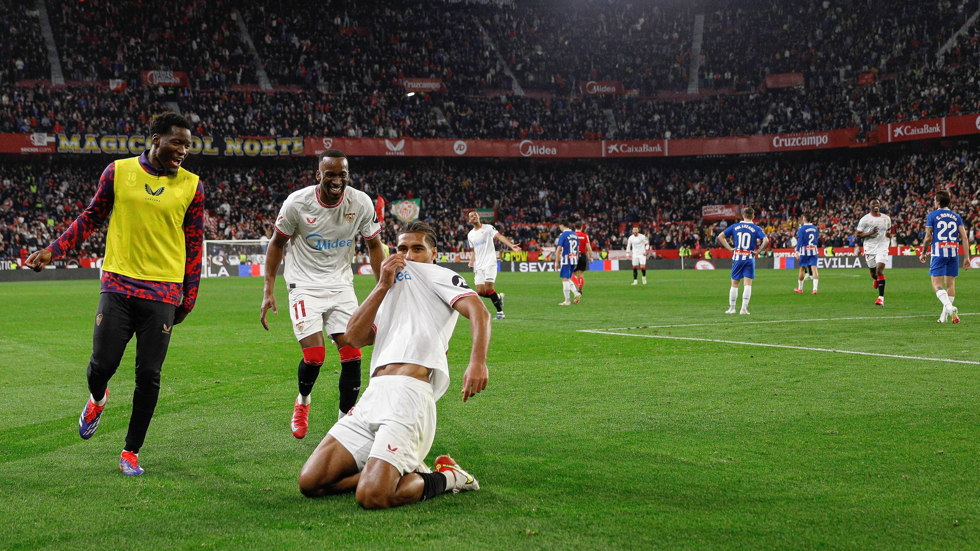 Ventaja histórica del Sevilla en la 'final' con el Espanyol, su víctima preferida en Nervión