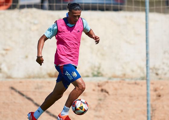 Una salida para Yanis Senhadji... sin salir necesariamente de la isla