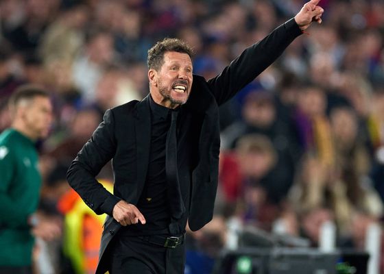 Simeone se muerde la lengua por el penalti sobre Isaac Romero: "No tiene sentido opinar"