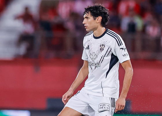 Primera gran actuación de Jesús Vallejo con el Albacete